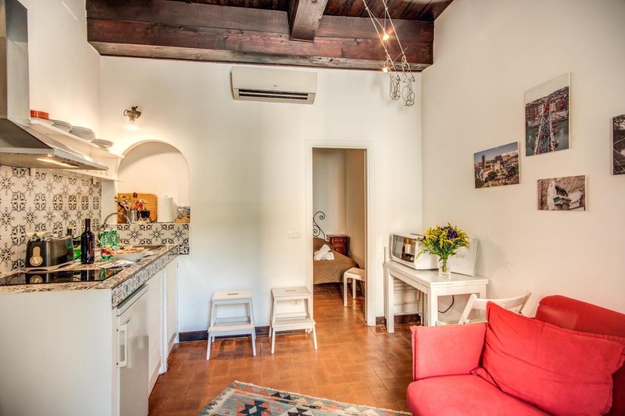Lovely Flat In The Heart Of Trastevere روما المظهر الخارجي الصورة